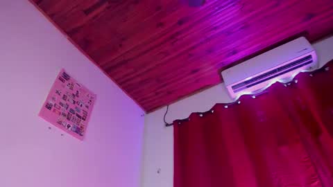 tinixmorgan online show from February 19, 1:40 pm