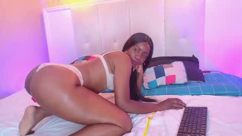 Tina online show from October 14, 7:58 pm