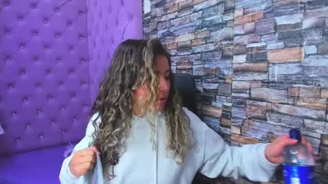 tiny online show from January 11, 2:09 am