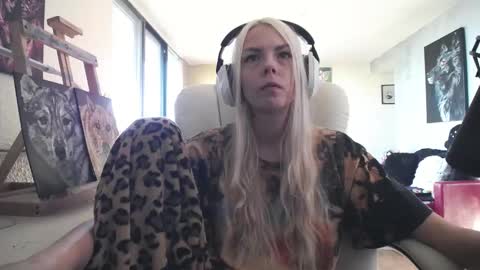 stage Kylie Sinner  brand CLITBAIT online show from September 29, 11:15 am