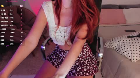 Giulia online show from December 26, 3:38 am