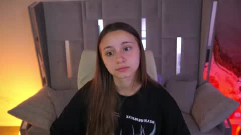 tinynataliee online show from July 11, 9:27 pm