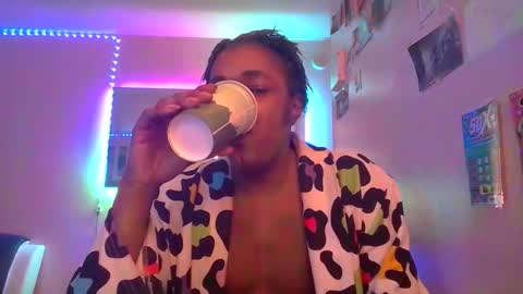 Snapshot of tinypoodledick chatting on March 14, 9:37 am littledpoodledick online show from March 14, 9:37 am