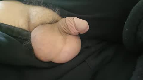 tinytim22992 online show from May 18, 1:50 pm