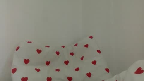 Viola Sparkle  online show from December 1, 9:58 am