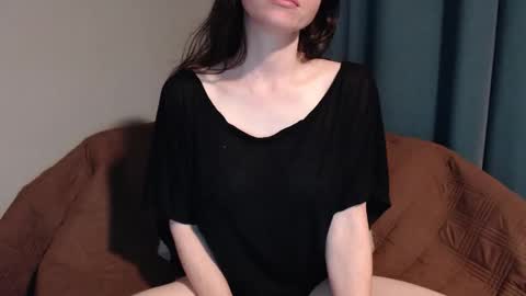 Snapshot of tinyytina chatting on October 13, 7:30 am TinyyTina online show from October 13, 7:30 am