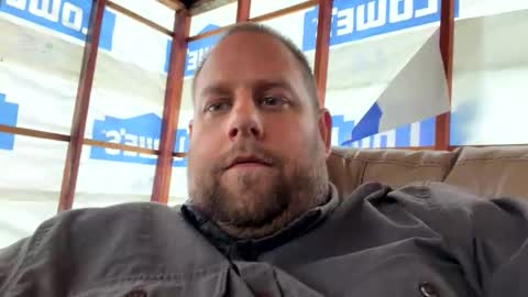 Snapshot of tipman84 chatting on May 27, 10:40 pm C online show from May 27, 10:40 pm