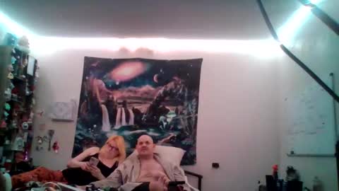 tipthekittenxo online show from February 2, 2:21 am
