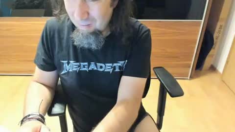 Snapshot of tirolerboy27 chatting on July 14, 6:18 am Tirolerboy27 online show from July 14, 6:18 am
