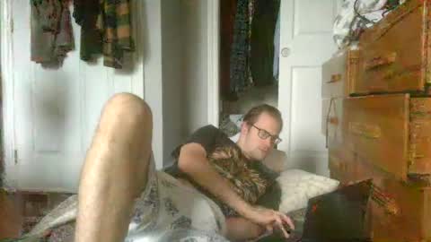 titlovercums online show from June 26, 11:03 am