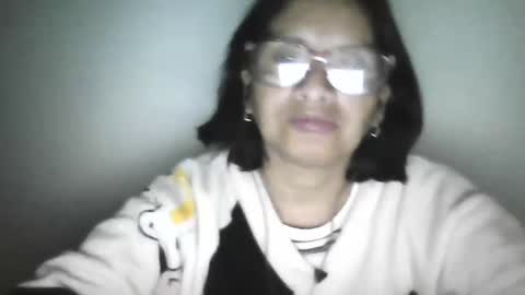 Snapshot of titssmall123 chatting on May 6, 9:03 am Ester online show from May 6, 9:03 am