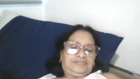 Snapshot of titssmall123 chatting on May 27, 10:51 pm Ester online show from May 27, 10:51 pm