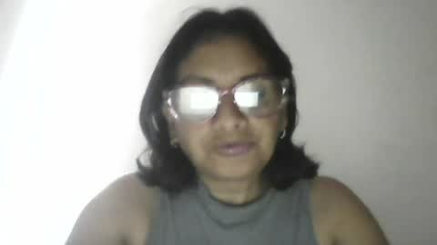 Snapshot of titssmall123 chatting on June 18, 6:34 pm Ester online show from June 18, 6:34 pm