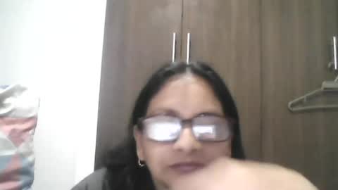 Snapshot of titssmall123 chatting on June 19, 8:56 pm Ester online show from June 19, 8:56 pm