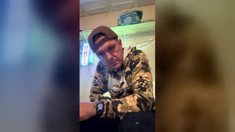 Snapshot of tittybabysgarden chatting on March 3, 12:17 am tittybabysgarden online show from March 3, 12:17 am