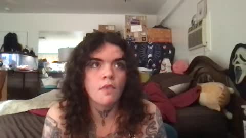 Snapshot of titzntattz chatting on February 8, 4:54 pm formerly bigtittygothwhore online show from February 8, 4:54 pm