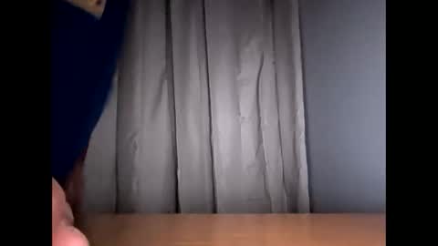 tj526316275 online show from May 16, 8:11 am