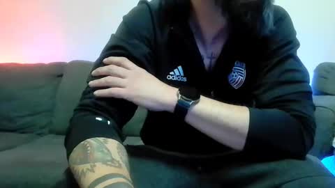 Snapshot of tj_the_man chatting on October 1, 1:17 pm TJ online show from October 1, 1:17 pm