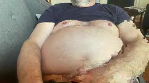 Snapshot of tjbear101 chatting on February 8, 9:18 pm tjbear101 online show from February 8, 9:18 pm