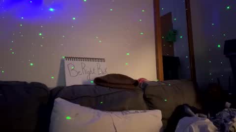 Snapshot of tkerrick28 chatting on February 26, 2:32 am tkerrick28 online show from February 26, 2:32 am