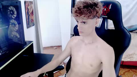 David online show from February 22, 4:02 am