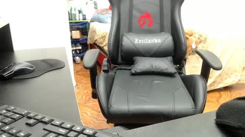 David online show from April 16, 8:26 am