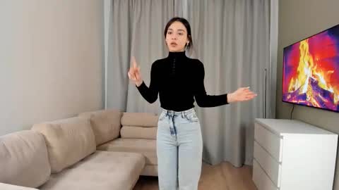 Snapshot of tobimediate chatting on February 1, 6:06 pm Jane online show from February 1, 6:06 pm