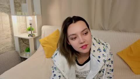 Snapshot of tobivanstrom chatting on April 4, 5:27 am Lin online show from April 4, 5:27 am