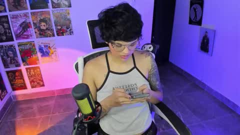 Snapshot of tokyo_uwu chatting on February 24, 4:10 am sofi 3 online show from February 24, 4:10 am