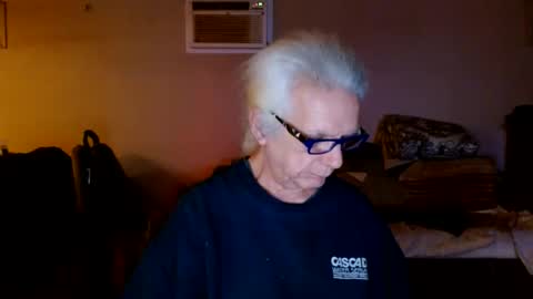 Snapshot of tom112292014 chatting on January 5, 11:55 pm tom112292014 online show from January 5, 11:55 pm