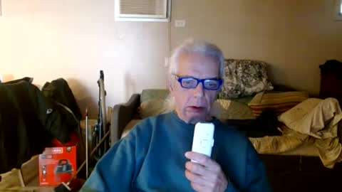 Snapshot of tom112292014 chatting on March 3, 6:55 pm tom112292014 online show from March 3, 6:55 pm