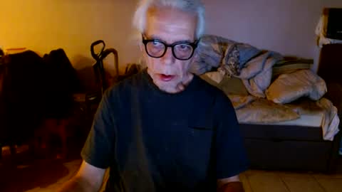 Snapshot of tom112292014 chatting on October 9, 10:41 pm tom112292014 online show from October 9, 10:41 pm