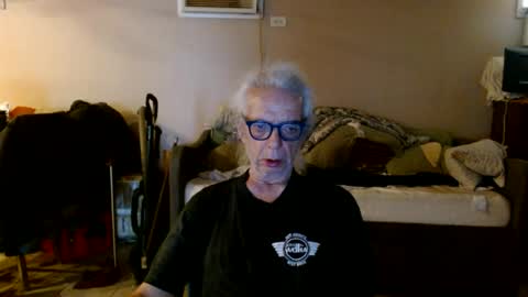 Snapshot of tom112292014 chatting on June 30, 12:28 pm tom112292014 online show from June 30, 12:28 pm