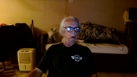 Snapshot of tom112292014 chatting on July 5, 12:50 am tom112292014 online show from July 5, 12:50 am