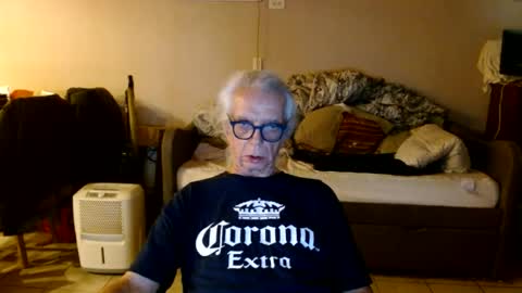 Snapshot of tom112292014 chatting on July 5, 2:57 pm tom112292014 online show from July 5, 2:57 pm