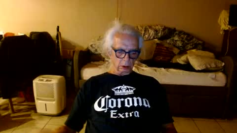 Snapshot of tom112292014 chatting on July 6, 3:03 am tom112292014 online show from July 6, 3:03 am