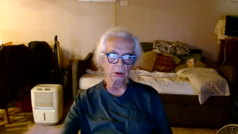 Snapshot of tom112292014 chatting on July 15, 5:07 pm tom112292014 online show from July 15, 5:07 pm