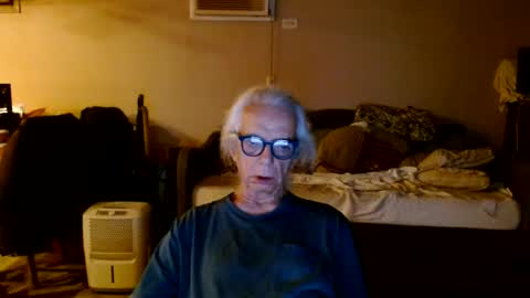 Snapshot of tom112292014 chatting on July 21, 2:03 am tom112292014 online show from July 21, 2:03 am