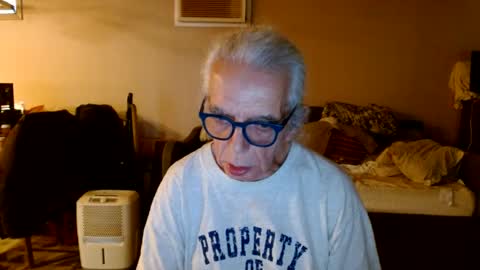 Snapshot of tom112292014 chatting on July 28, 12:12 pm tom112292014 online show from July 28, 12:12 pm