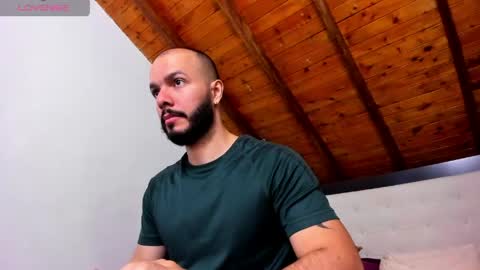   online show from March 23, 12:53 pm