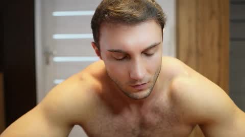 Snapshot of tom_fordd chatting on September 20, 7:31 am Tom online show from September 20, 7:31 am