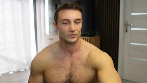 Snapshot of tom_fordd chatting on September 25, 7:01 am Tom online show from September 25, 7:01 am