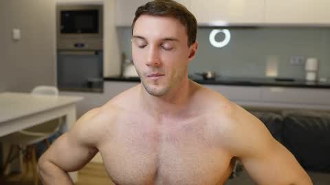 Snapshot of tom_fordd chatting on December 16, 7:24 am Tom online show from December 16, 7:24 am