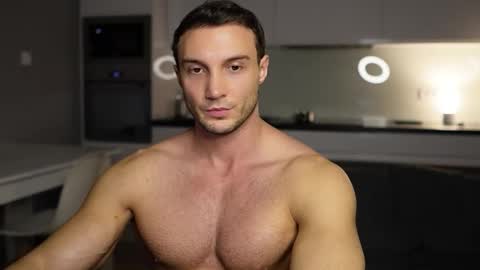 Snapshot of tom_fordd chatting on December 20, 5:31 pm Tom online show from December 20, 5:31 pm