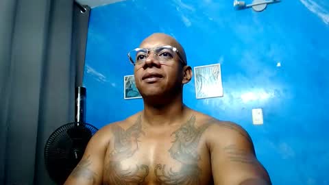 Snapshot of tom_miller chatting on March 24, 7:19 pm Tom Miller online show from March 24, 7:19 pm