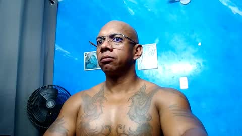 Snapshot of tom_miller chatting on March 26, 8:03 pm Tom Miller online show from March 26, 8:03 pm