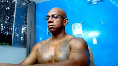 Snapshot of tom_miller chatting on April 15, 6:59 pm Tom Miller online show from April 15, 6:59 pm