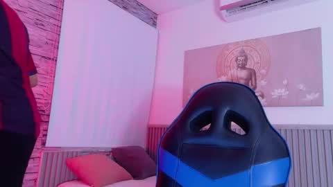 Tom muscle1 online show from March 23, 8:35 pm