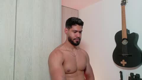 Snapshot of tomasferrer chatting on June 8, 7:14 pm Tomas Ferrer online show from June 8, 7:14 pm