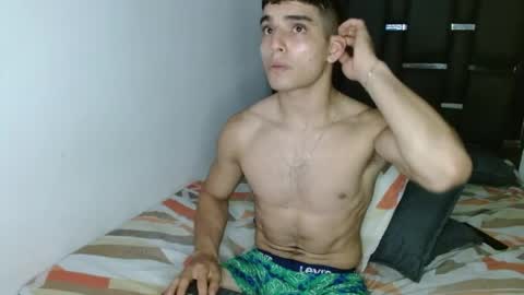 tomaz_18 online show from April 15, 9:04 pm